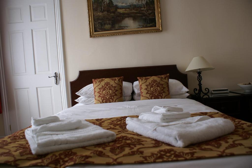 Castle House Hotel 3*